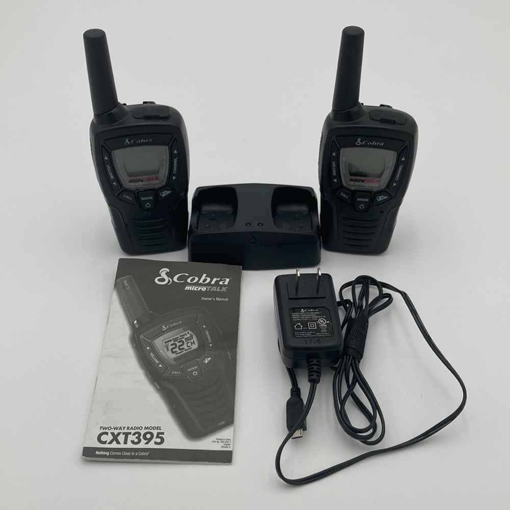 Cobra Microtalk Two Way Radio Walkie Talkies CXT395 Lot of 2 Tested Working